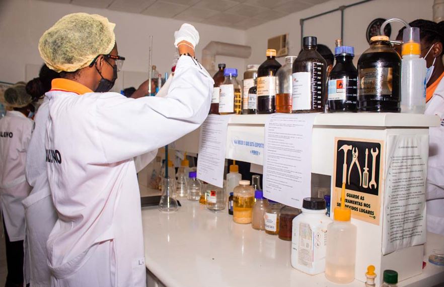 Análises Laboratoriais - Química do Petróleo